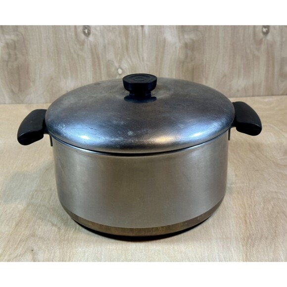 revere ware Other - Vintage REVERE WARE 4.5 Quart Qt Copper Bottom Stock Pot 1801 With Lid